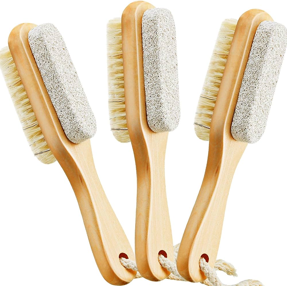 PIEDRA POMES CON CEPILLO *3