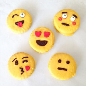 DULCE EMOTICONES CON CHOCOLATES