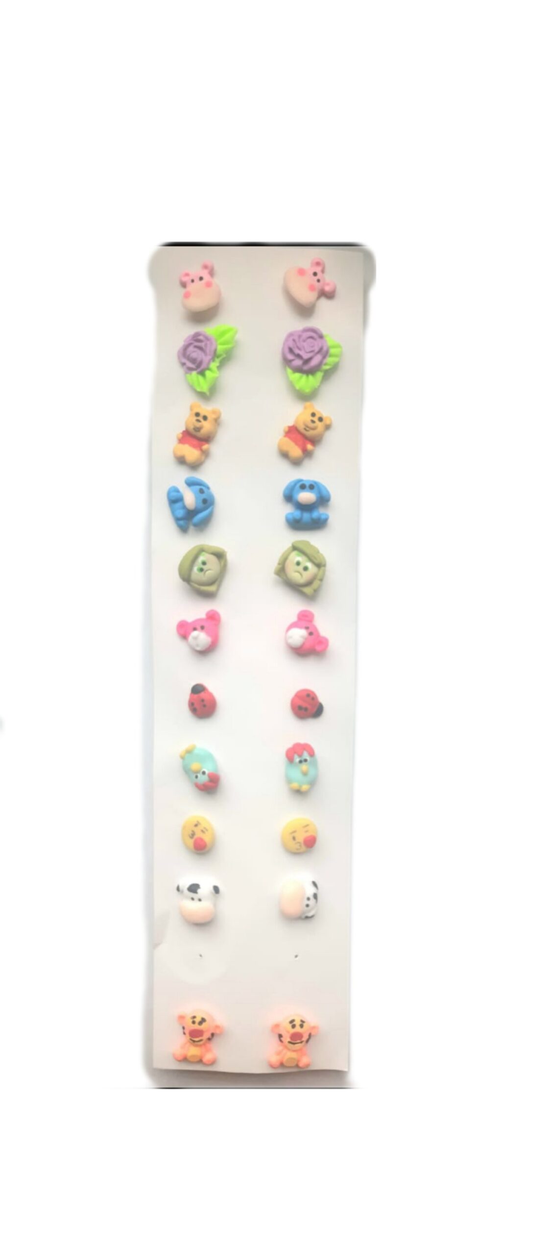 ARETES PLASTICOS NIÑAS PERSONAJE X12UND